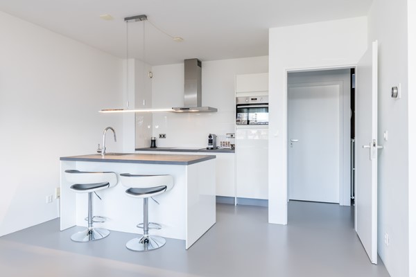 Foto - Te koop: Dit instapklare gerenoveerde 2 slaapkamer appartement uit 2017 met energielabel A in centrum Heerlen.